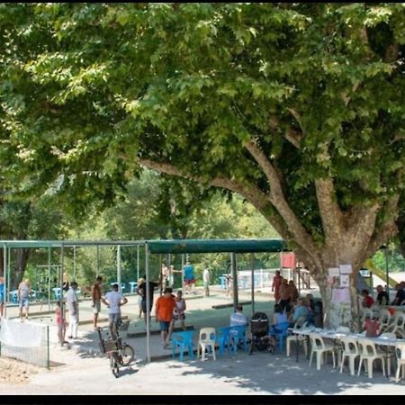 Mobil Home L'Eau Vive Les Arcs-sur-Argens Екстериор снимка