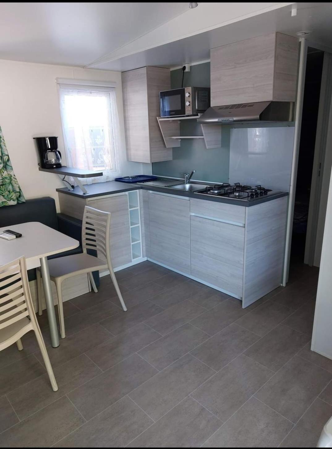 Mobil Home L'Eau Vive Les Arcs-sur-Argens Екстериор снимка